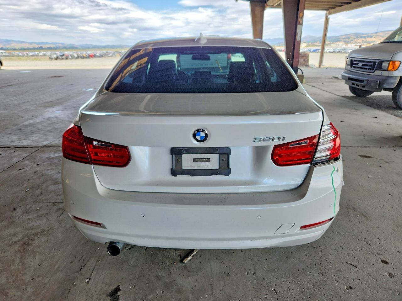2015 BMW 320 320i