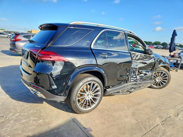2026 MERCEDES-BENZ GLE GLE450e 4MATIC