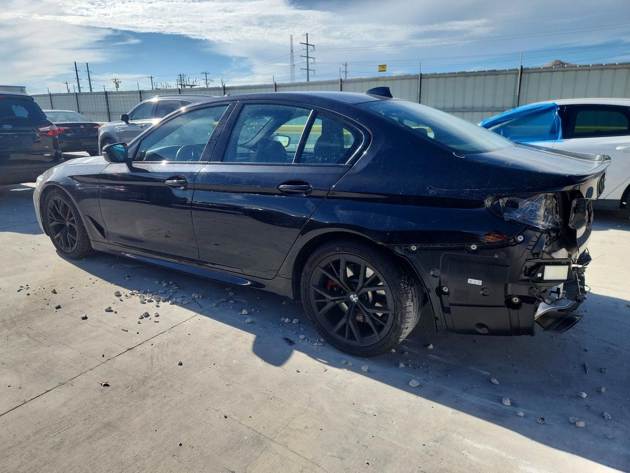 2022 BMW 530