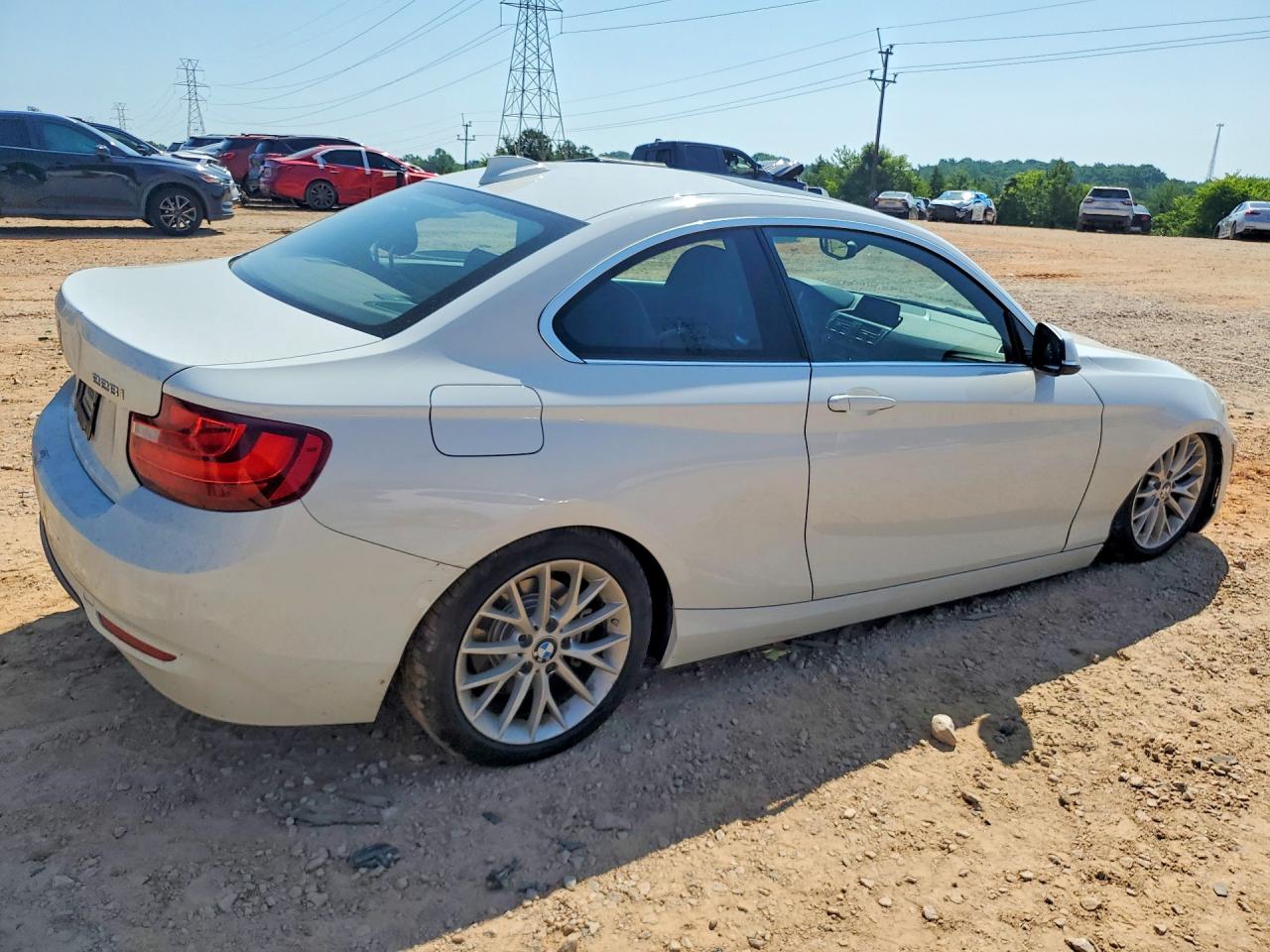 2016 BMW 228