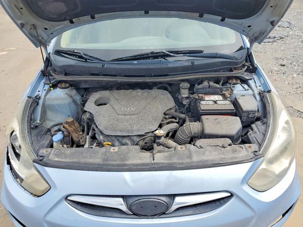 2013 HYUNDAI ACCENT GLS, GS