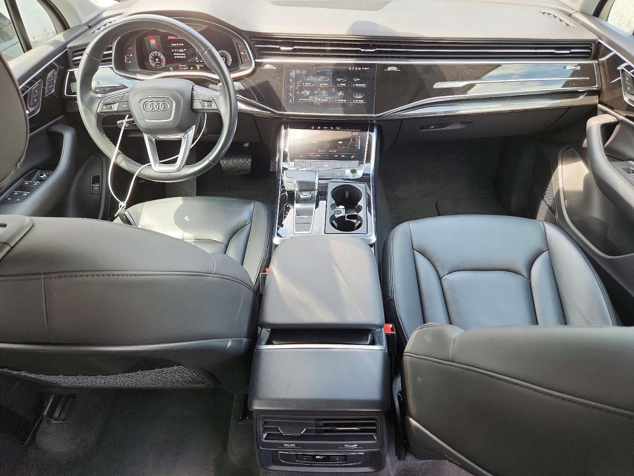 2022 AUDI Q7 quattro Premium Plus