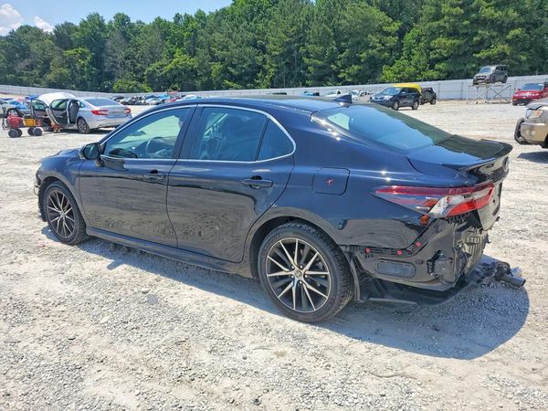 2023 TOYOTA CAMRY