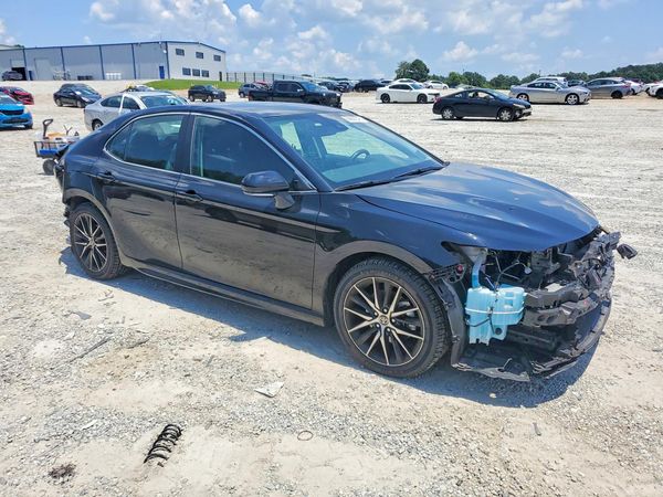 2023 TOYOTA CAMRY