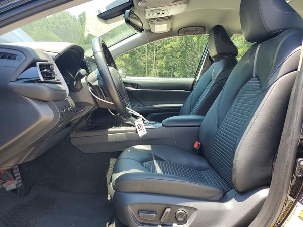 2023 TOYOTA CAMRY