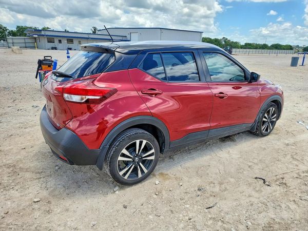 2019 NISSAN KICKS