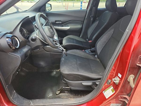 2019 NISSAN KICKS