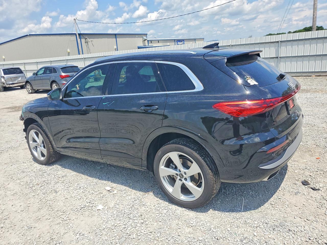 2025 AUDI Q5 quattro Premium Plus