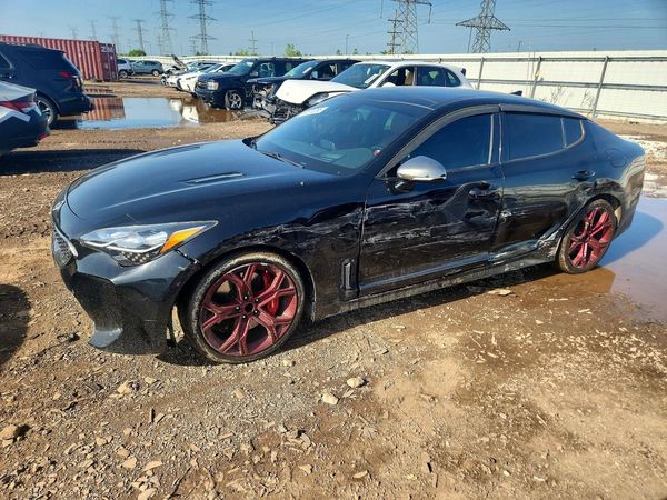 2019 KIA STINGER GT2