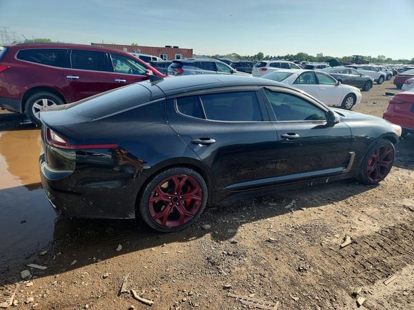 2019 KIA STINGER GT2