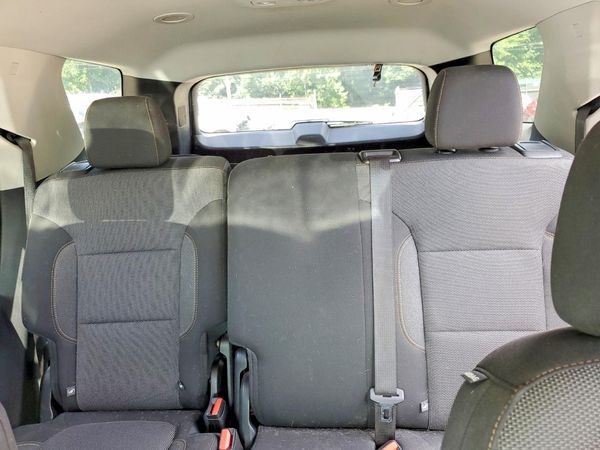 2021 CHEVROLET TRAVERSE LS
