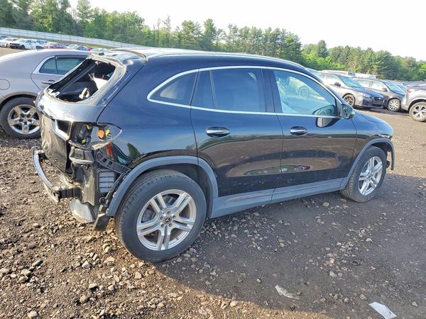 2021 MERCEDES-BENZ GLA GLA250-4M