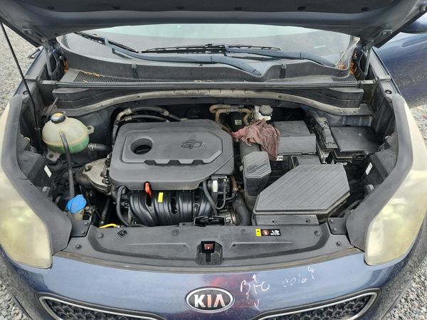 2017 KIA SPORTAGE LX