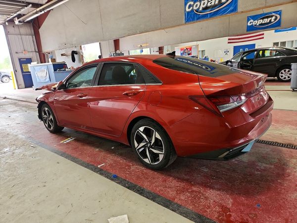2021 HYUNDAI ELANTRA Limited