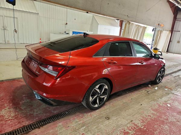2021 HYUNDAI ELANTRA Limited