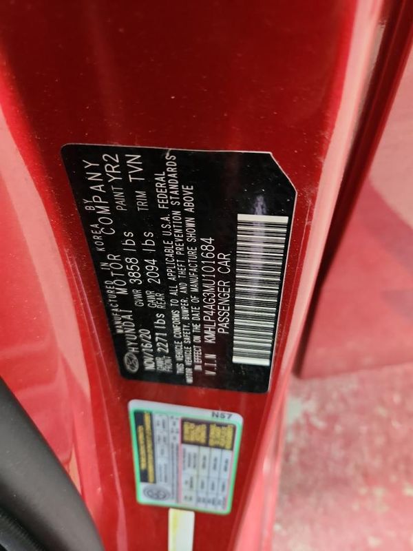 2021 HYUNDAI ELANTRA Limited