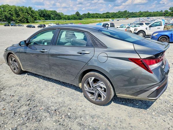 2025 HYUNDAI ELANTRA