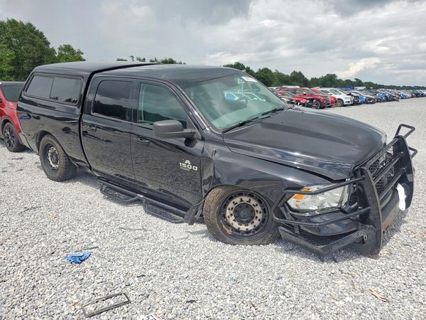2020 RAM 1500 CLASSIC SLT
