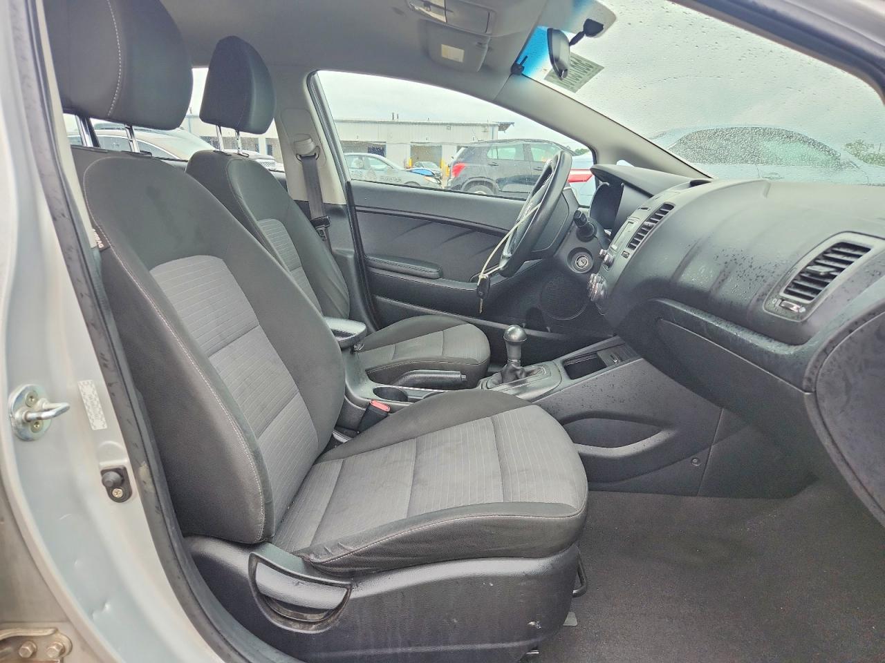 2016 KIA FORTE