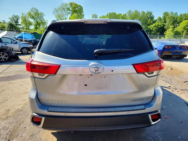 2019 TOYOTA HIGHLANDER