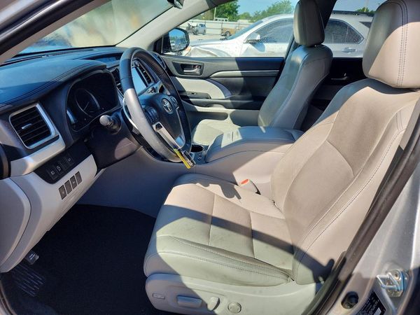 2019 TOYOTA HIGHLANDER