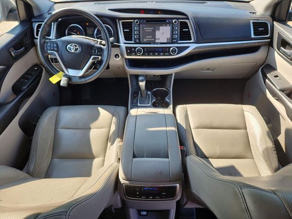2019 TOYOTA HIGHLANDER