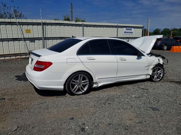 2014 MERCEDES-BENZ C C250
