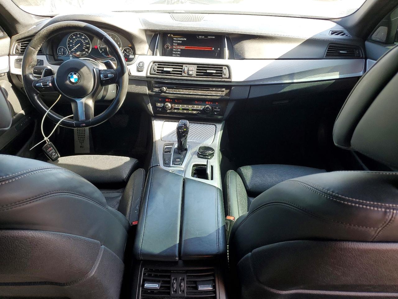 2016 BMW 550