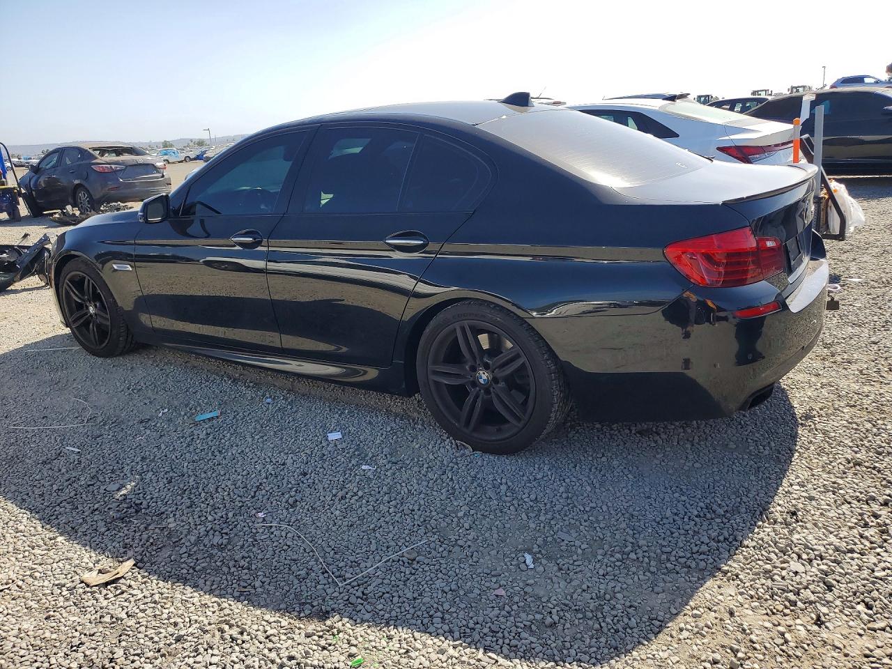 2016 BMW 550