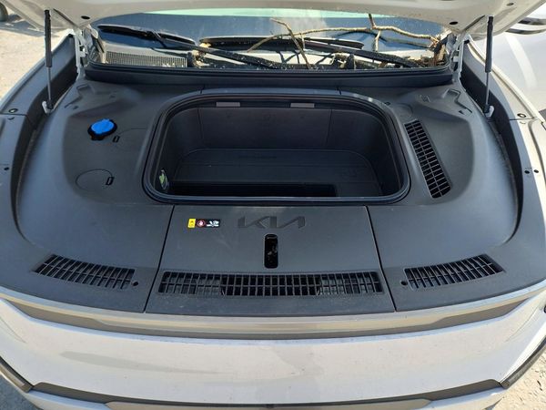 2026 KIA EV9 Wind