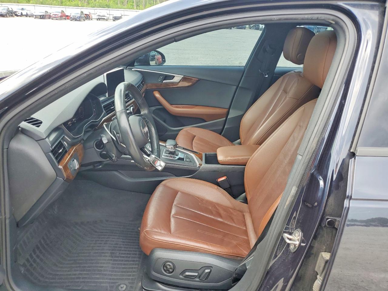 2018 AUDI A4 quattro Premium