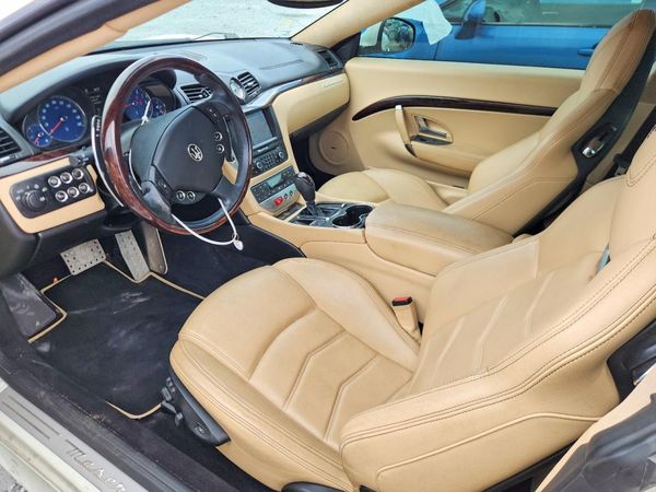 2015 MASERATI GRANTURISMO