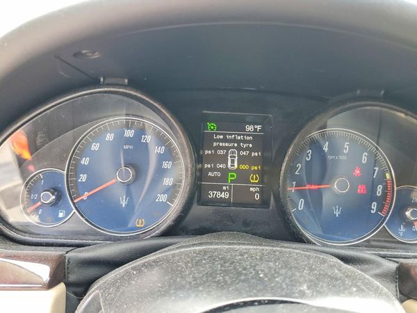 2015 MASERATI GRANTURISMO