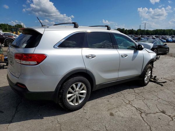 2017 KIA SORENTO