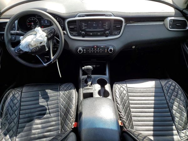 2017 KIA SORENTO