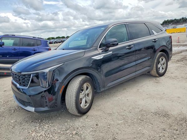 2025 KIA SORENTO LX