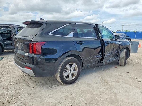 2025 KIA SORENTO LX