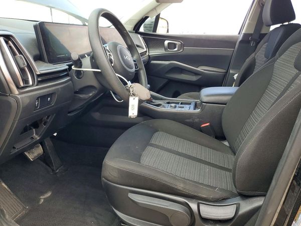 2025 KIA SORENTO LX