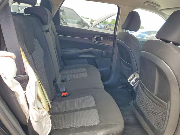 2025 KIA SORENTO LX