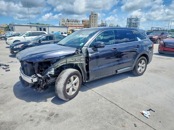 2025 KIA SORENTO LX