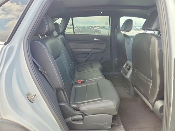 2021 VOLKSWAGEN ATLAS CROSS SPORT 4Motion SE