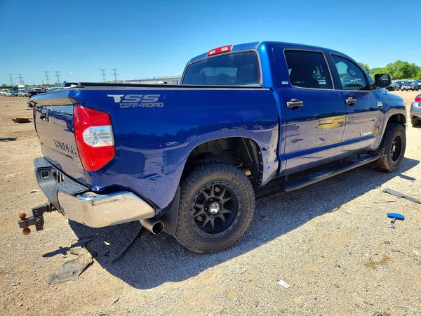 2015 TOYOTA TUNDRA SR5 Grade