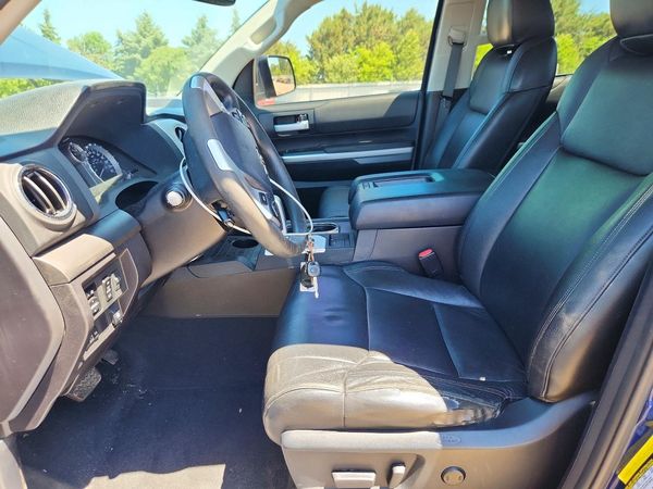 2015 TOYOTA TUNDRA SR5 Grade