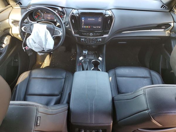 2023 CHEVROLET TRAVERSE LT
