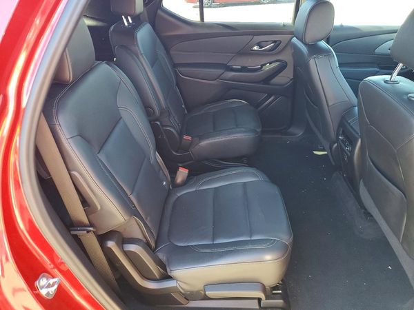 2023 CHEVROLET TRAVERSE LT