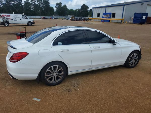 2016 MERCEDES-BENZ C C300