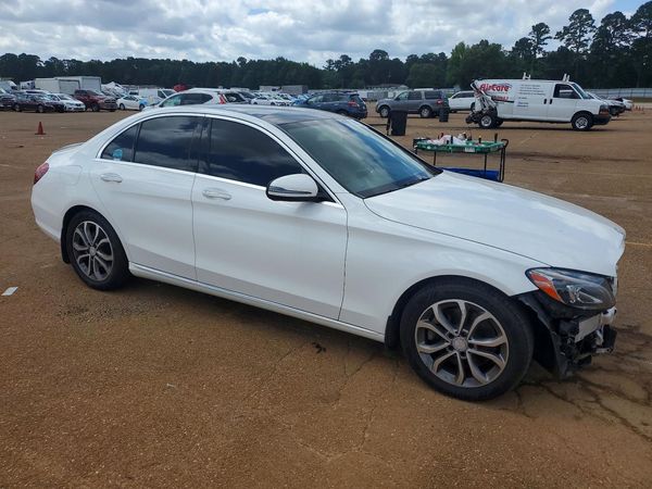2016 MERCEDES-BENZ C C300