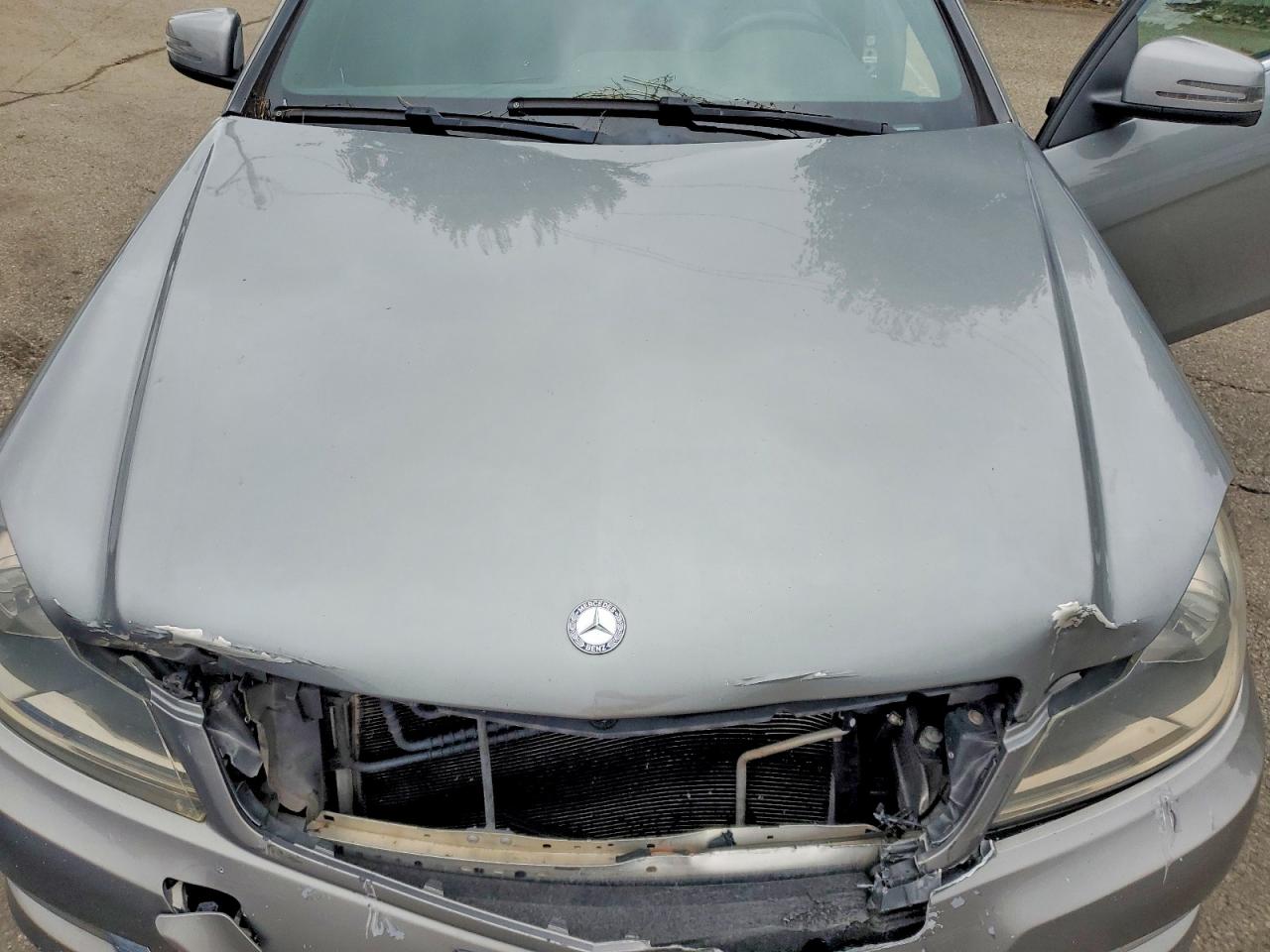 2015 MERCEDES-BENZ C C250