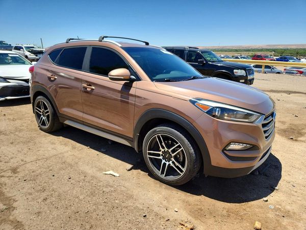 2017 HYUNDAI TUCSON