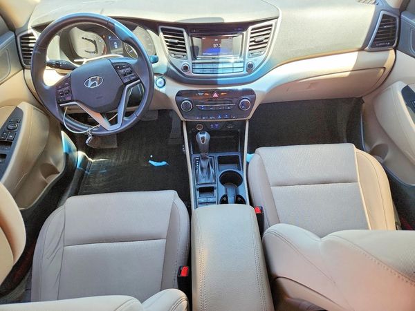 2017 HYUNDAI TUCSON